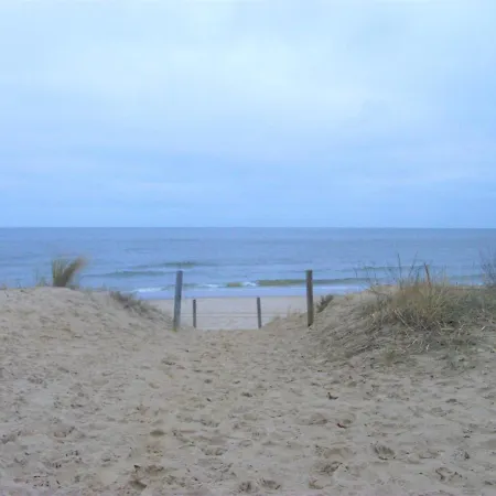 Moderner Im Seebad Bansin, 200 Meter Zum Ferienhaus *
